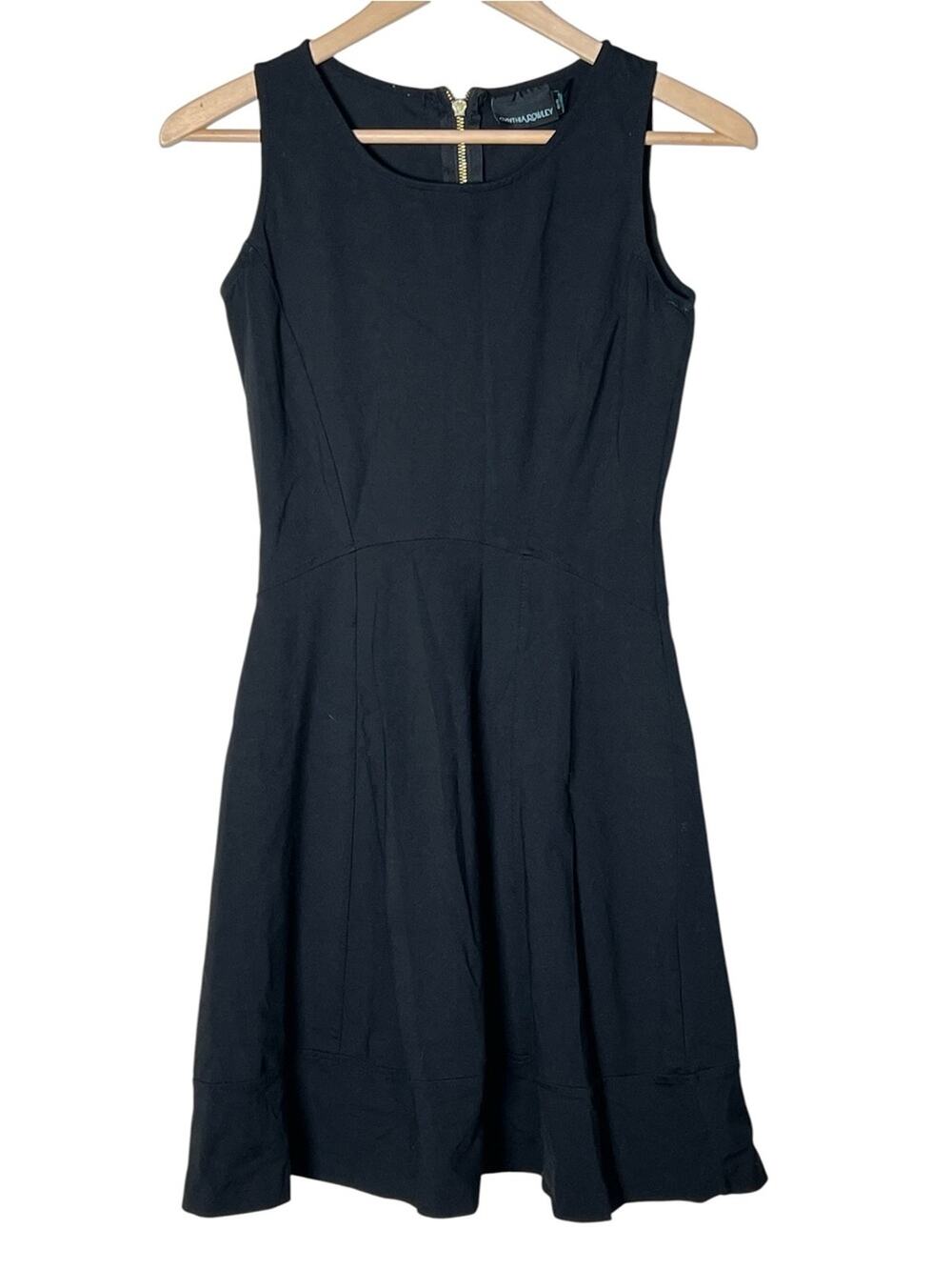 Cynthia Rowley Classic Black Sleeveless Fit-and-Flare Dress size XS B139